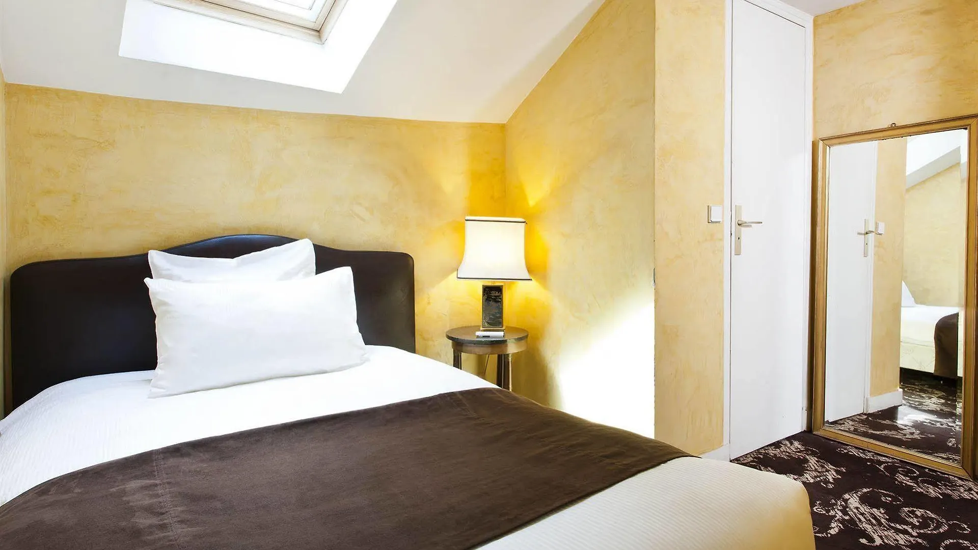 Crystal Hotel