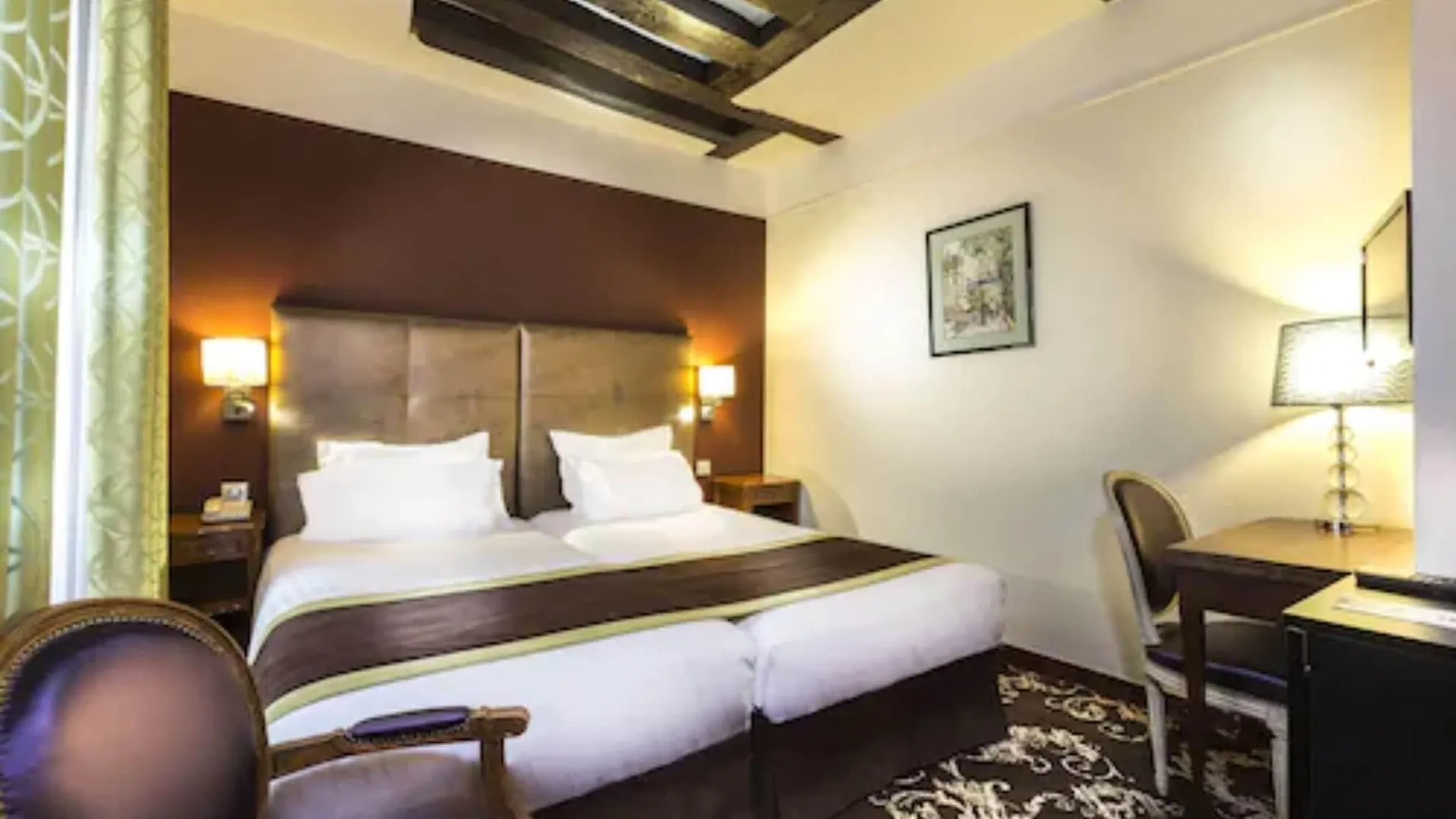 Crystal Hotel 3*