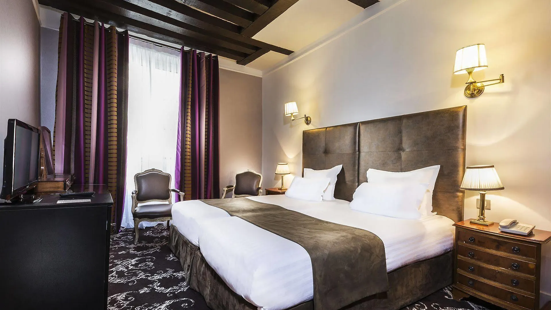 Crystal Hotel Paryż