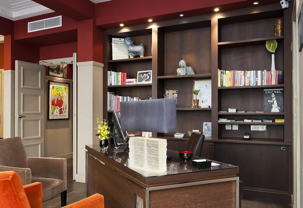 Crystal Hotel