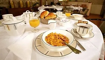 Crystal Hotel Paris